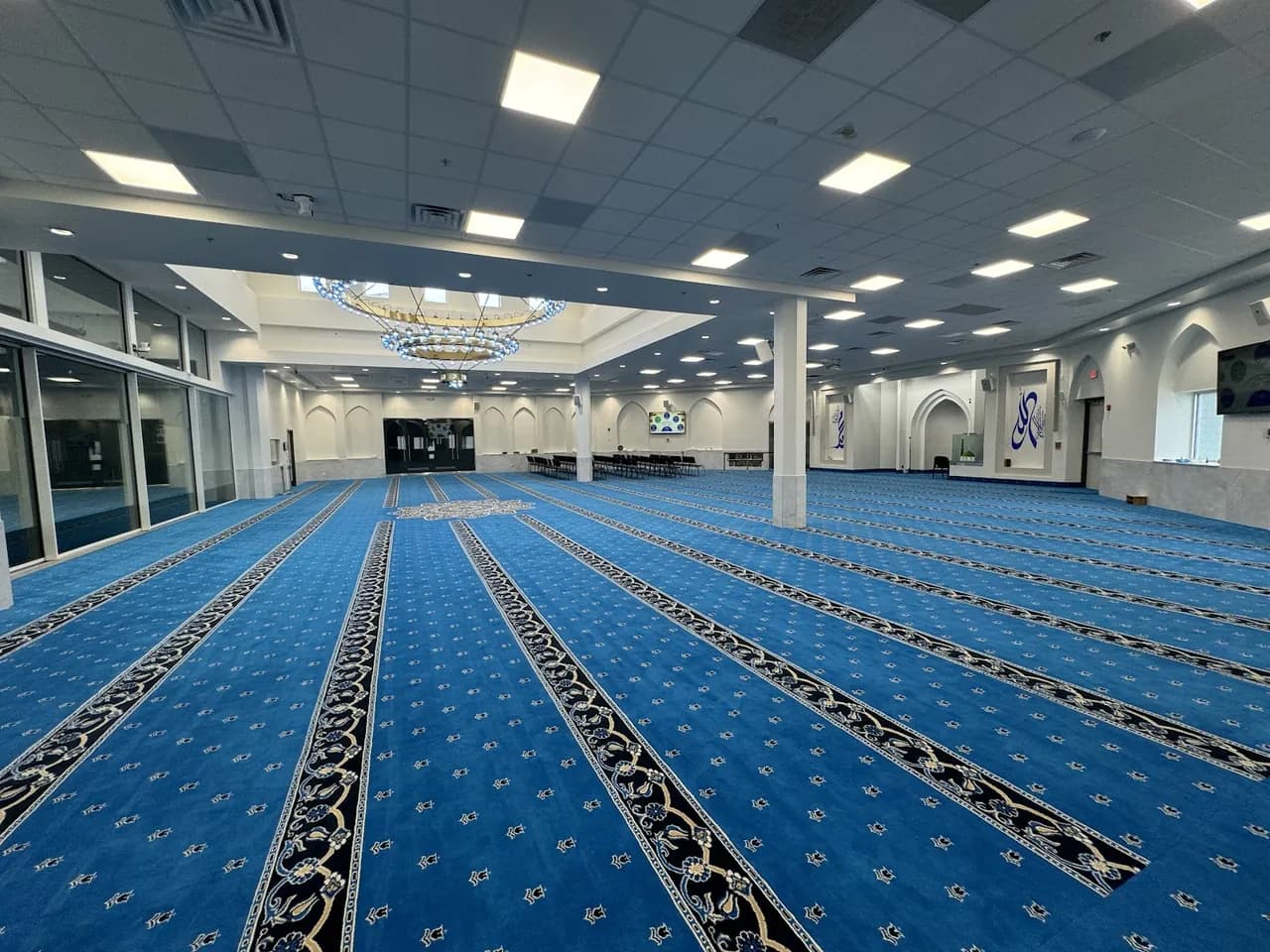 Islamic Society of Northwest Suburbs (ISNS) in Rolling Meadows, Illinois