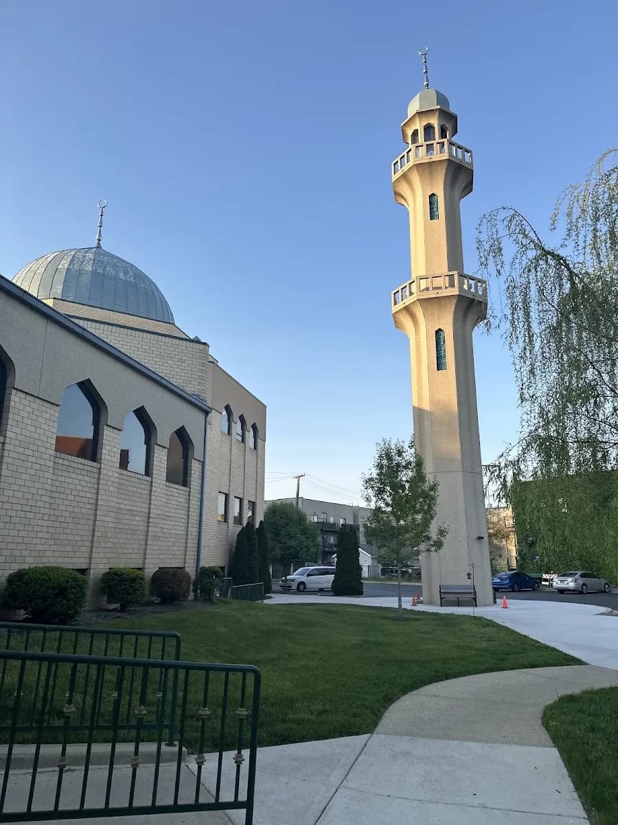 Masjid Al-Faatir in Chicago, Illinois